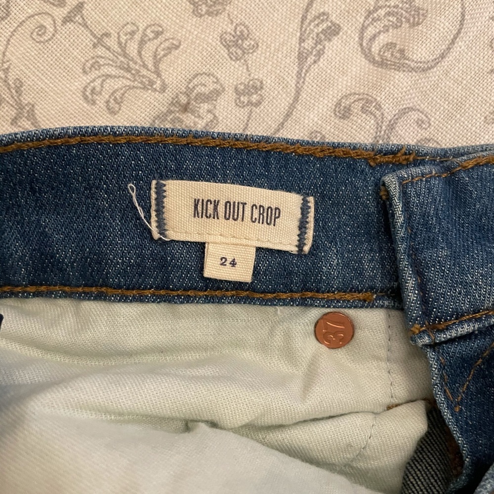 Madewell kick out crop jeans in thom wash - Picture 7 of 9